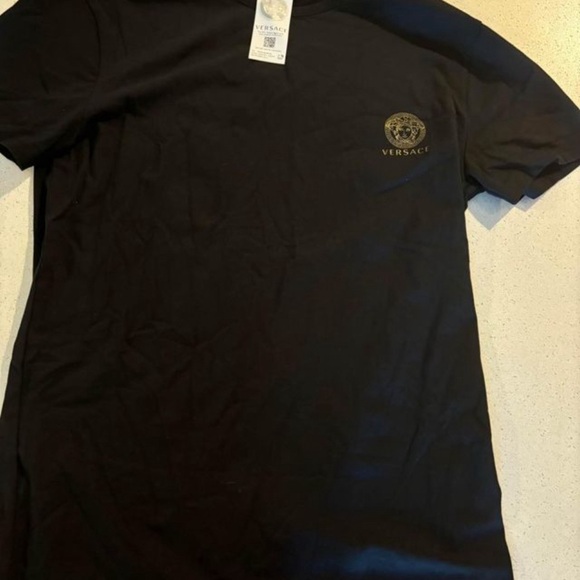 Versace shirt - Picture 5 of 5